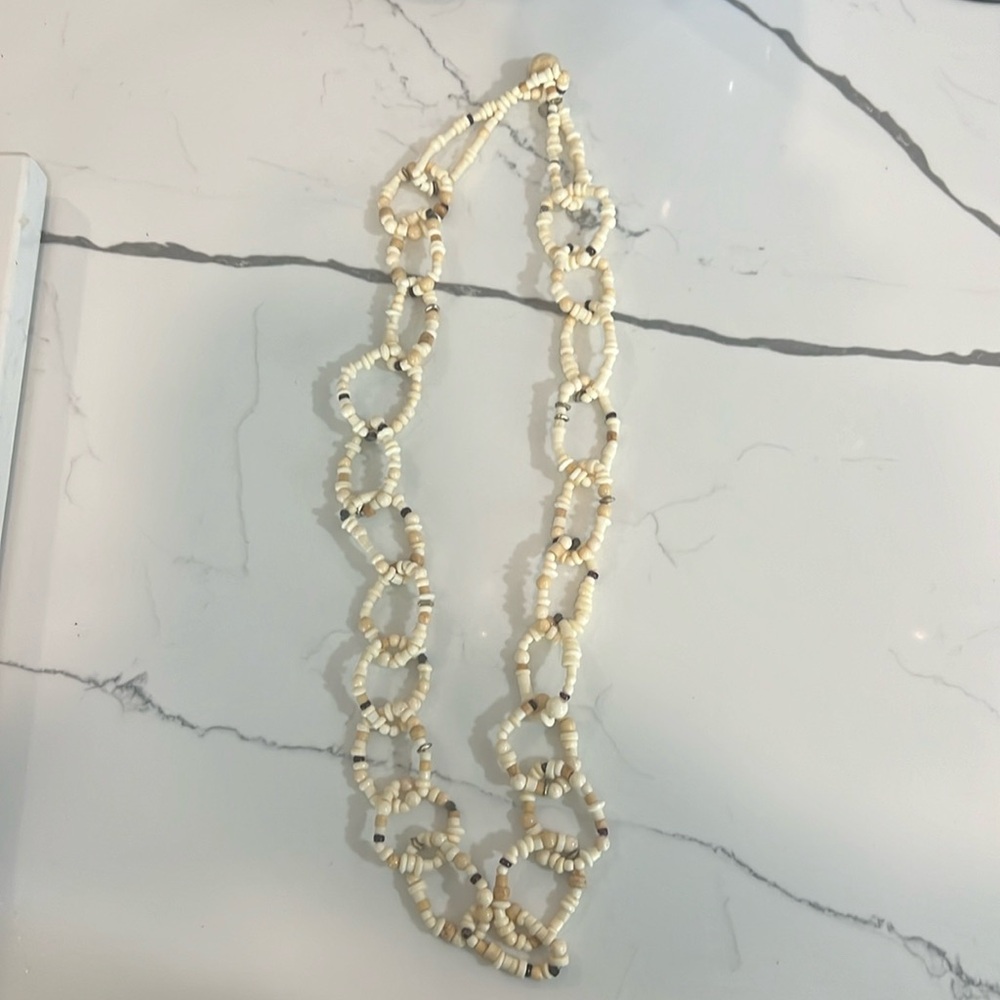 Lee Angel designer long shell necklace